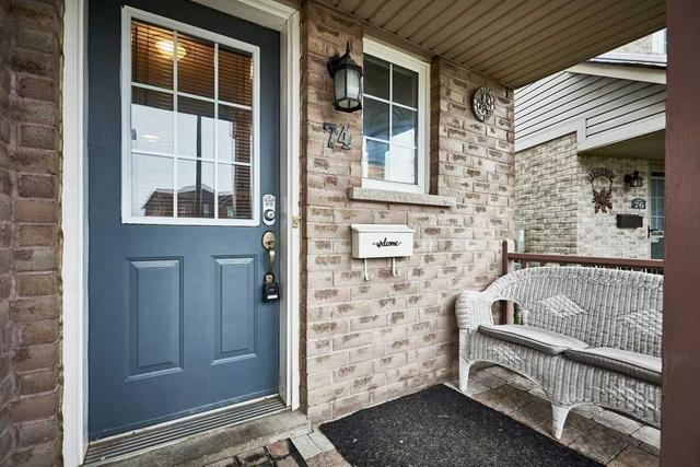 74 Cottingham Cres, House detached with 3 bedrooms, 2 bathrooms and 3 parking in Oshawa ON | Image 12