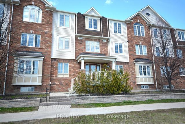 5 - 619 Dundas St W, Townhouse with 2 bedrooms, 2 bathrooms and 2 parking in Mississauga ON | Image 12
