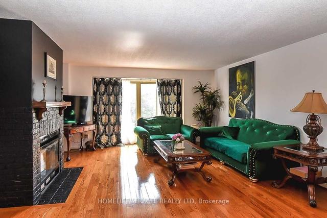 115 - 895 Maple Ave, Townhouse with 3 bedrooms, 2 bathrooms and 3 parking in Burlington ON | Image 13