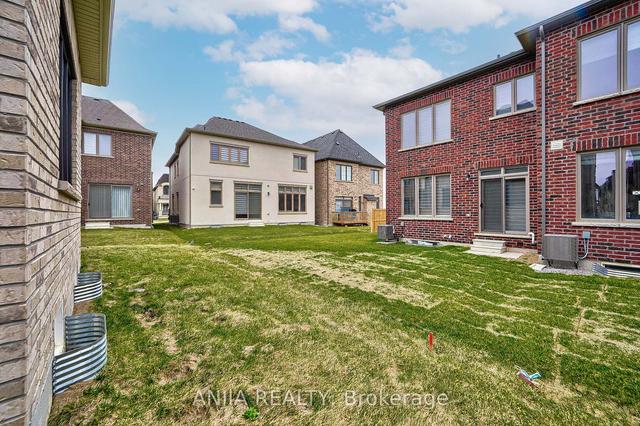 230 Yorkton Blvd, House detached with 4 bedrooms, 5 bathrooms and 6 parking in Markham ON | Image 32