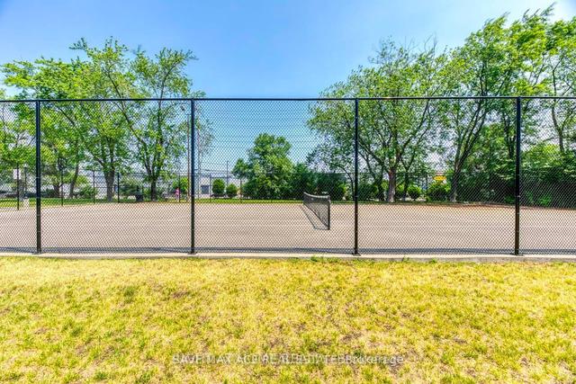 1207 - 3025 Queen Frederica Dr, Condo with 3 bedrooms, 2 bathrooms and 1 parking in Mississauga ON | Image 30