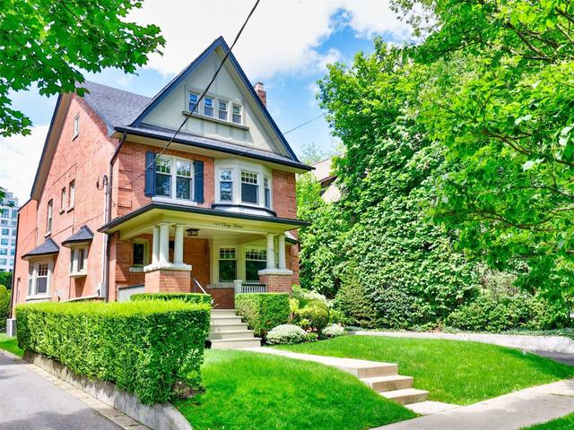 114 Cluny Dr, House detached with 5 bedrooms, 4 bathrooms and 4 parking in Toronto ON | Image 1