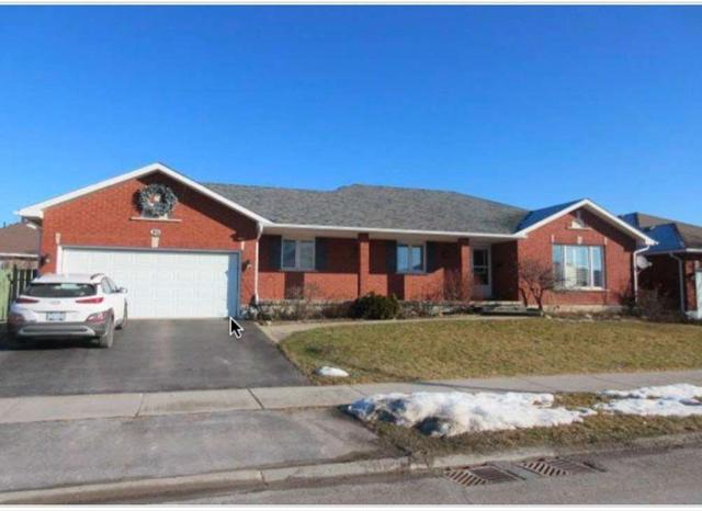 10 Sumac Terr, House detached with 3 bedrooms, 3 bathrooms and 4 parking in Belleville ON | Image 1