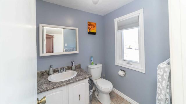 134 Banting Cres, House detached with 3 bedrooms, 4 bathrooms and 6 parking in Brampton ON | Image 18