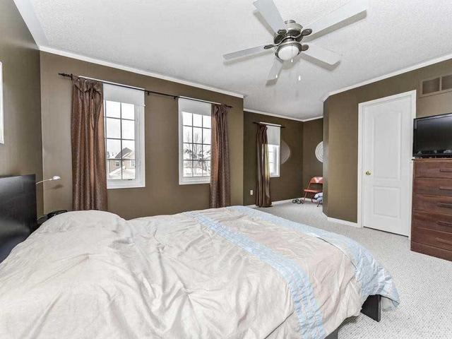 81 Telegraph Dr, House attached with 3 bedrooms, 3 bathrooms and 2 parking in Whitby ON | Image 10