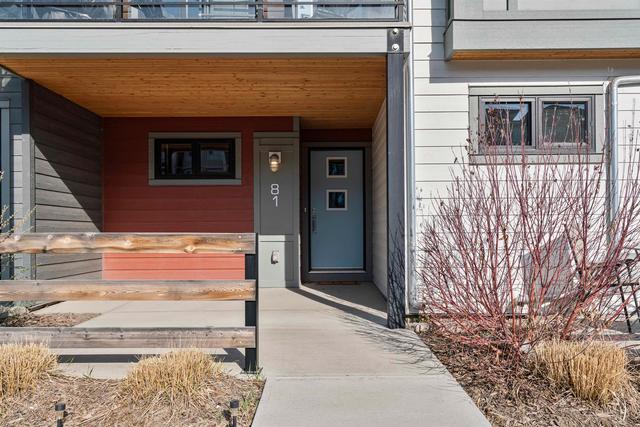 81 Walden Common Se, Home with 2 bedrooms, 2 bathrooms and 2 parking in Calgary AB | Image 2