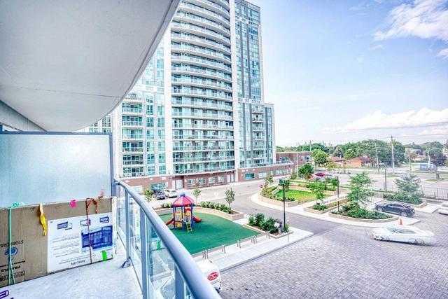 301 - 2150 Lawrence Ave, Condo with 2 bedrooms, 2 bathrooms and 1 parking in Toronto ON | Image 8