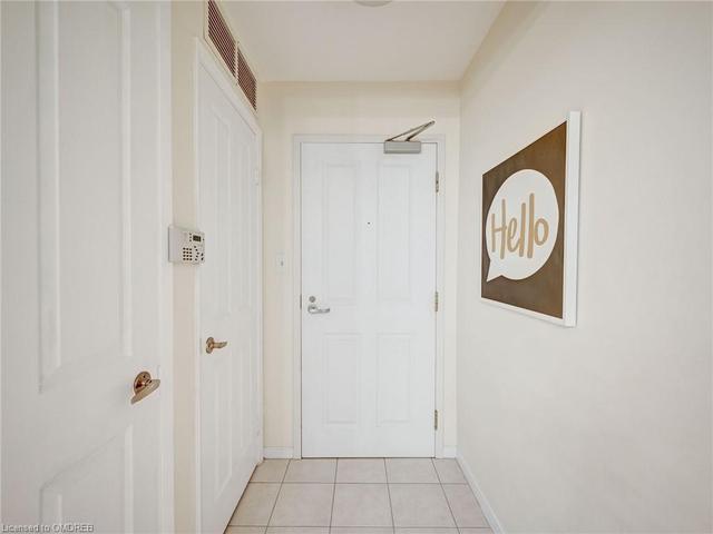219 - 2199 Sixth Line, House attached with 2 bedrooms, 2 bathrooms and null parking in Oakville ON | Image 5