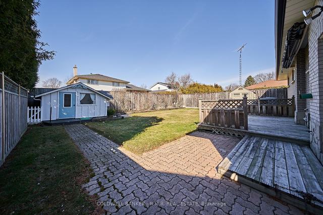 858 Glenforest St, House detached with 3 bedrooms, 2 bathrooms and 3 parking in Oshawa ON | Image 24