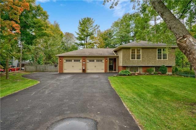 1191 St Vincent St, House detached with 3 bedrooms, 2 bathrooms and 8 parking in Springwater ON | Image 2