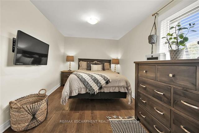 p3 - 444 Stone Church Rd W, Townhouse with 3 bedrooms, 2 bathrooms and 2 parking in Hamilton ON | Image 10