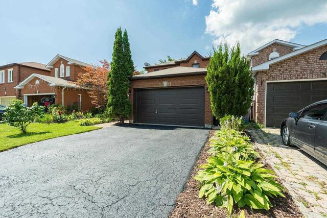 3481 Nutcracker Dr, House detached with 3 bedrooms, 3 bathrooms and 4 parking in Mississauga ON | Image 12