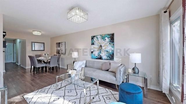22 Lowry Sq, House semidetached with 3 bedrooms, 3 bathrooms and 3 parking in Toronto ON | Image 20