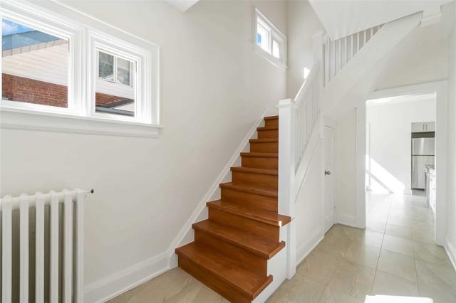 26 Symons St, House detached with 3 bedrooms, 2 bathrooms and 5 parking in Toronto ON | Image 37