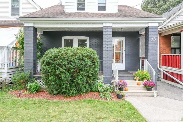 38 East 24th St, House detached with 3 bedrooms, 2 bathrooms and 2 parking in Hamilton ON | Image 12