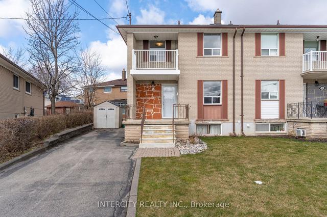 14 Ladyfield Crt, House semidetached with 4 bedrooms, 2 bathrooms and 4 parking in Toronto ON | Image 12