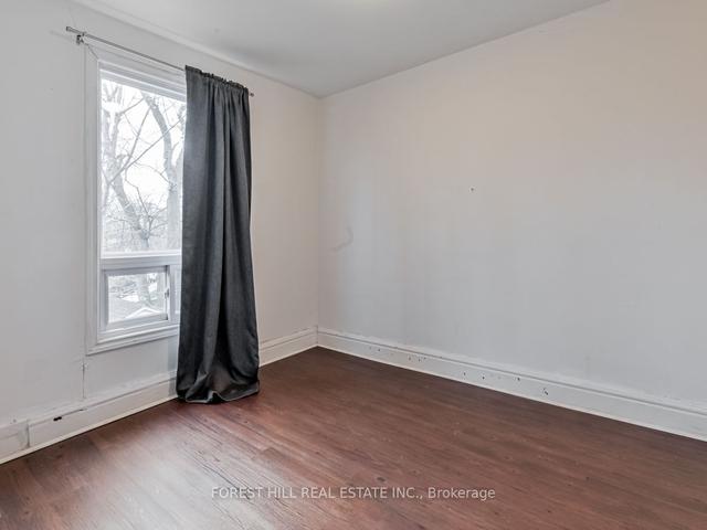 137 Summerhill Ave, House attached with 3 bedrooms, 2 bathrooms and 1 parking in Toronto ON | Image 15