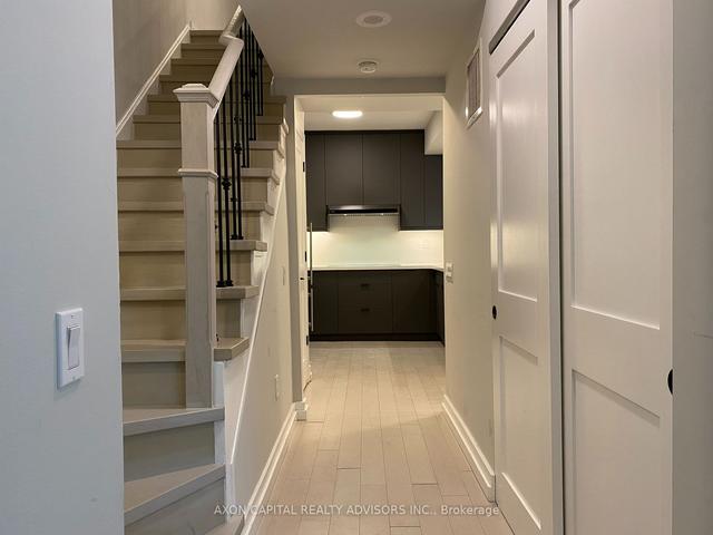 59 Mcmurrich St, Townhouse with 3 bedrooms, 3 bathrooms and 1 parking in Toronto ON | Image 23