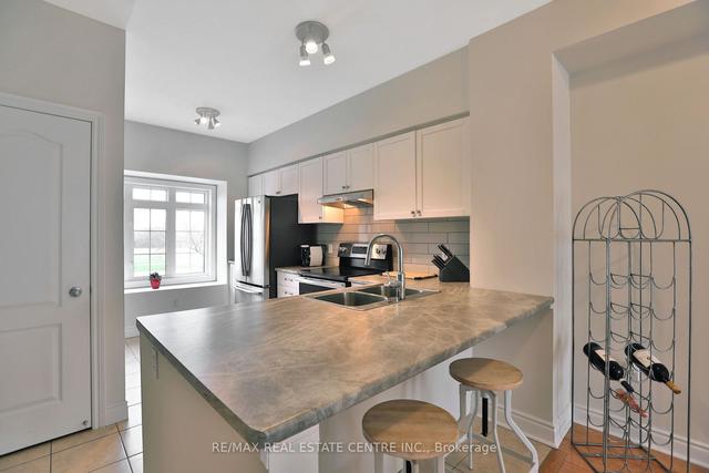 15 - 5080 Fairview St, House attached with 2 bedrooms, 2 bathrooms and 2 parking in Burlington ON | Image 21
