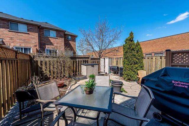 4490 Victory Crt, House attached with 3 bedrooms, 3 bathrooms and 4 parking in Burlington ON | Image 26