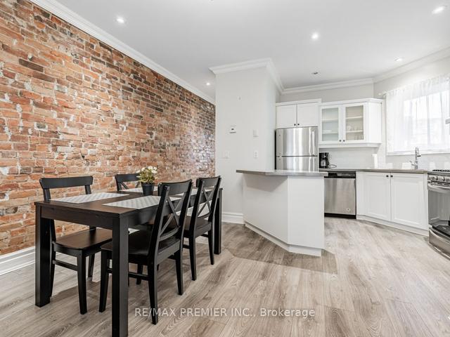 main - 10 St Annes Rd, House semidetached with 2 bedrooms, 1 bathrooms and 0 parking in Toronto ON | Image 8