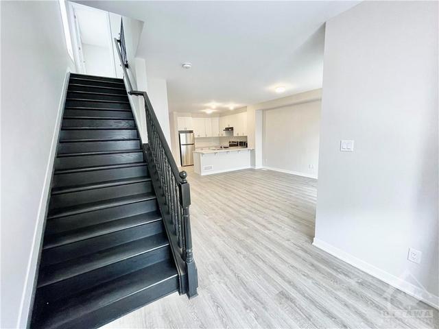 318 Parallax Private, Townhouse with 4 bedrooms, 3 bathrooms and 2 parking in Ottawa ON | Image 18