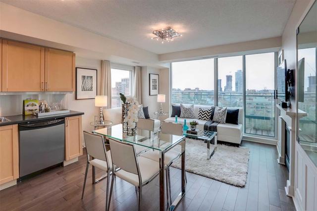 Ph01 - 77 Lombard St, Condo with 2 bedrooms, 2 bathrooms and 1 parking in Toronto ON | Image 3