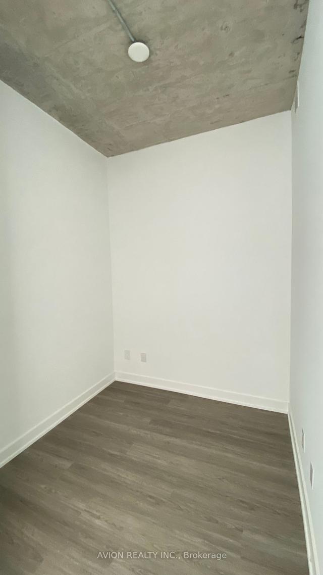 1201 - 47 Mutual St, Condo with 1 bedrooms, 2 bathrooms and 0 parking in Toronto ON | Image 2