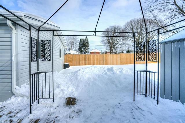 1280 Springbank Avenue, House detached with 3 bedrooms, 1 bathrooms and null parking in London ON | Image 25