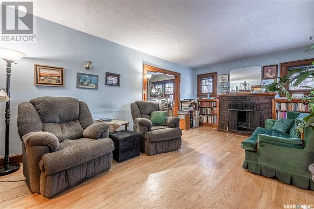 619 28th Street W, House detached with 3 bedrooms, 2 bathrooms and null parking in Saskatoon SK | Image 4