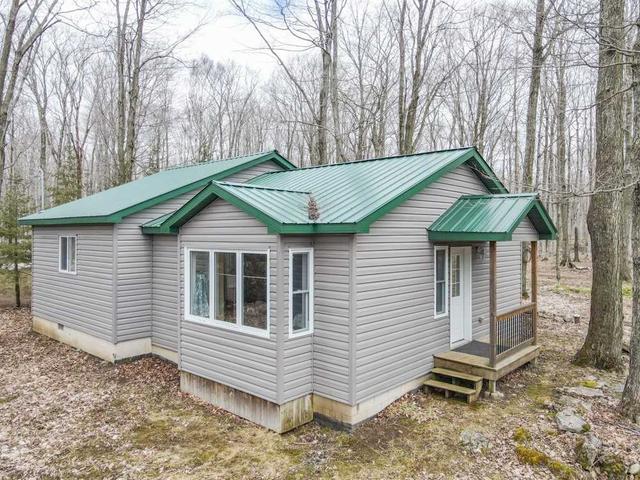229 Tammy Cove Rd, House detached with 2 bedrooms, 1 bathrooms and 0 parking in Northern Bruce Peninsula ON | Image 12