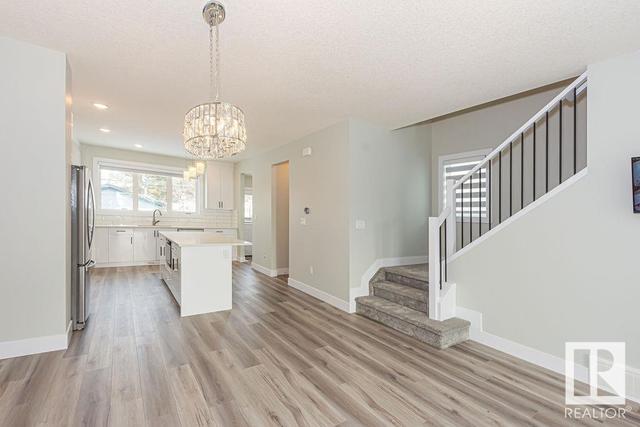 14736 87 Av Nw, House semidetached with 5 bedrooms, 3 bathrooms and null parking in Edmonton AB | Image 9