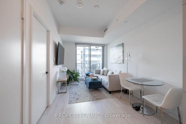902 - 60 Tannery Rd, Condo with 1 bedrooms, 1 bathrooms and 0 parking in Toronto ON | Image 3