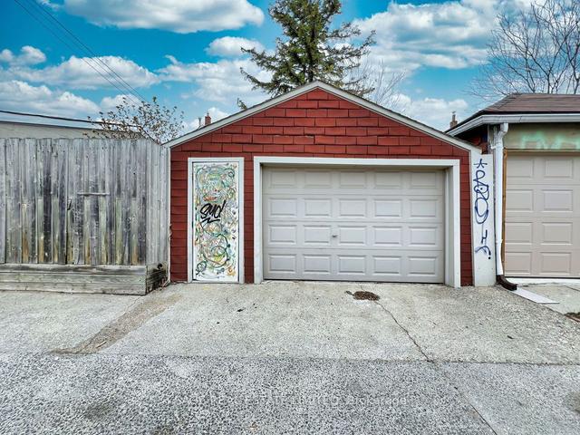 35 Muir Ave, House detached with 3 bedrooms, 2 bathrooms and 1 parking in Toronto ON | Image 32