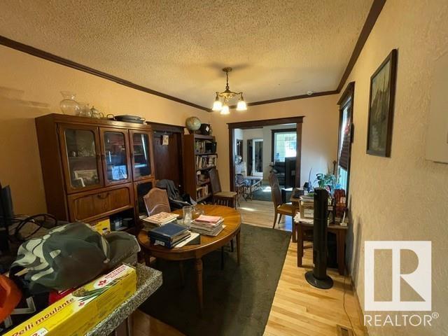 11322 96 St Nw, House detached with 3 bedrooms, 1 bathrooms and 4 parking in Edmonton AB | Image 6