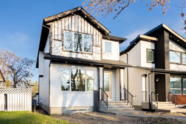 138 Hounslow Drive Nw, House detached with 4 bedrooms, 3 bathrooms and 4 parking in Calgary AB | Image 2