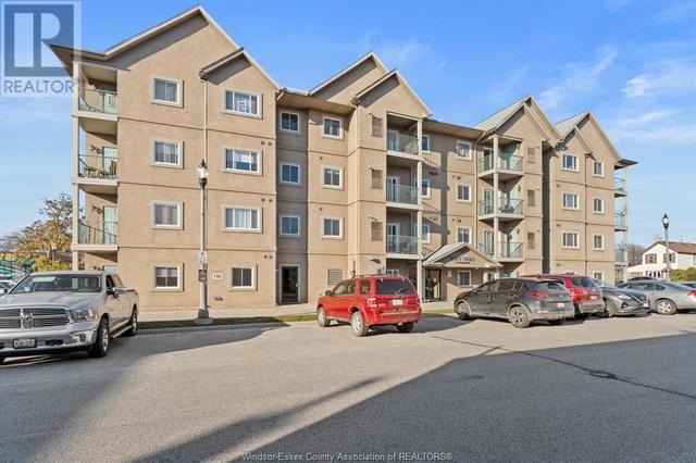 208 - 90 Murray, Condo with 2 bedrooms, 2 bathrooms and null parking in Amherstburg ON | Image 3