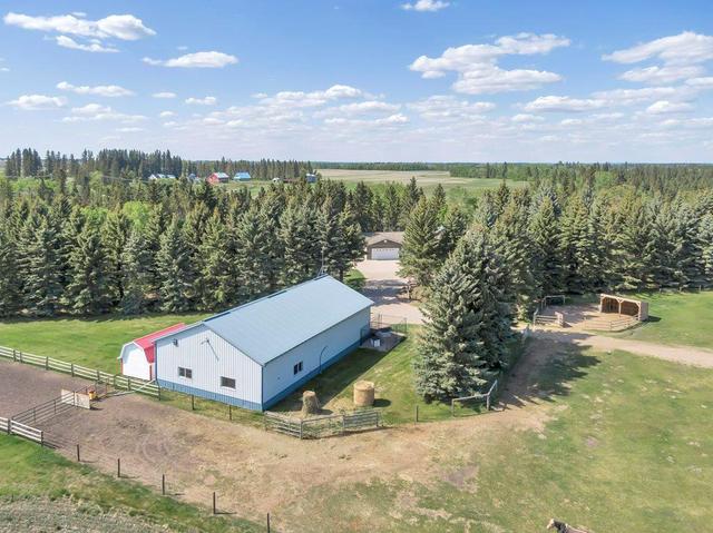 233027 Hwy 613, House detached with 4 bedrooms, 4 bathrooms and null parking in Wetaskiwin County No. 10 AB | Image 30