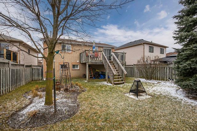 27 White Elm Rd, House detached with 2 bedrooms, 2 bathrooms and 2 parking in Barrie ON | Image 16