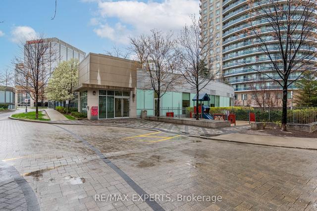 1706 - 90 Absolute Ave, Condo with 2 bedrooms, 2 bathrooms and 1 parking in Mississauga ON | Image 16