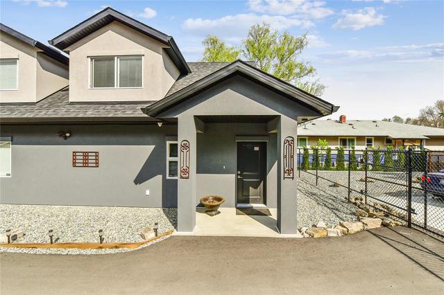 790 Elliot Avenue, House detached with 6 bedrooms, 3 bathrooms and 8 parking in Kelowna BC | Image 31