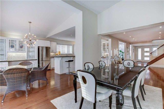 11 Blithfield Ave, House detached with 4 bedrooms, 5 bathrooms and 4 parking in Toronto ON | Image 7