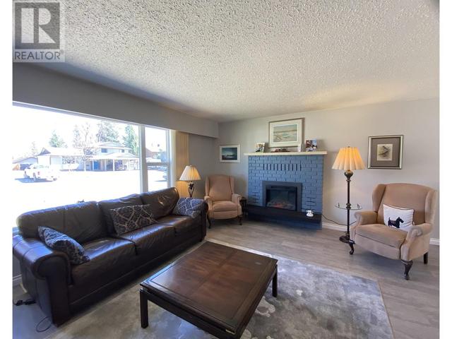 2793 Wildwood Crescent, House detached with 4 bedrooms, 3 bathrooms and null parking in Prince George BC | Image 6