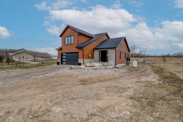 67 Everett Rd, House detached with 3 bedrooms, 2 bathrooms and 6 parking in South Bruce Peninsula ON | Image 1