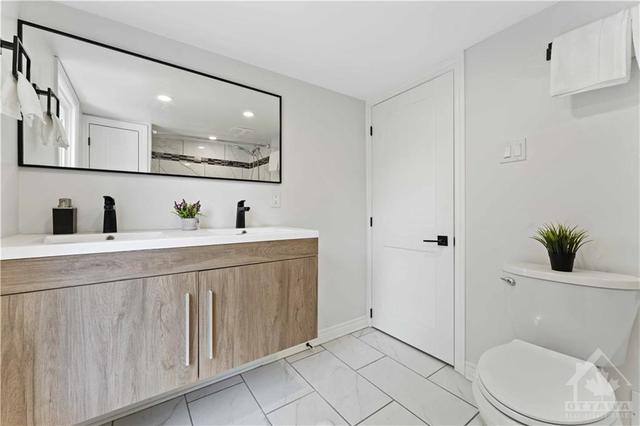 276 Clarence Street, Townhouse with 3 bedrooms, 2 bathrooms and 2 parking in Ottawa ON | Image 20