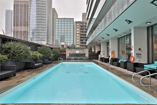 3007 - 33 Charles St E, Condo with 2 bedrooms, 1 bathrooms and 1 parking in Toronto ON | Image 18