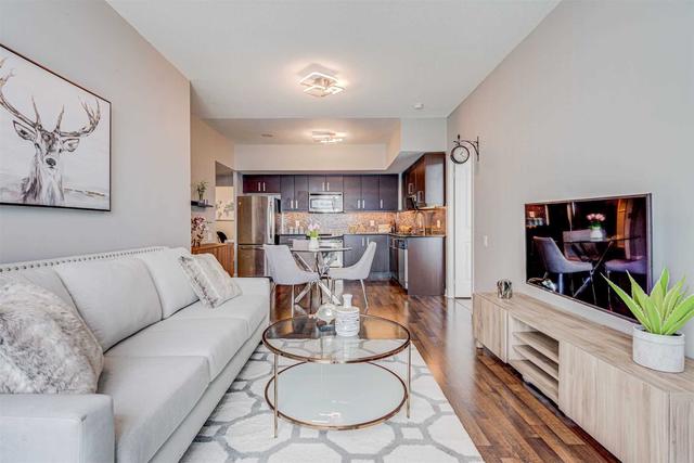 1216 - 17 Anndale Dr, Condo with 2 bedrooms, 2 bathrooms and 1 parking in Toronto ON | Image 8