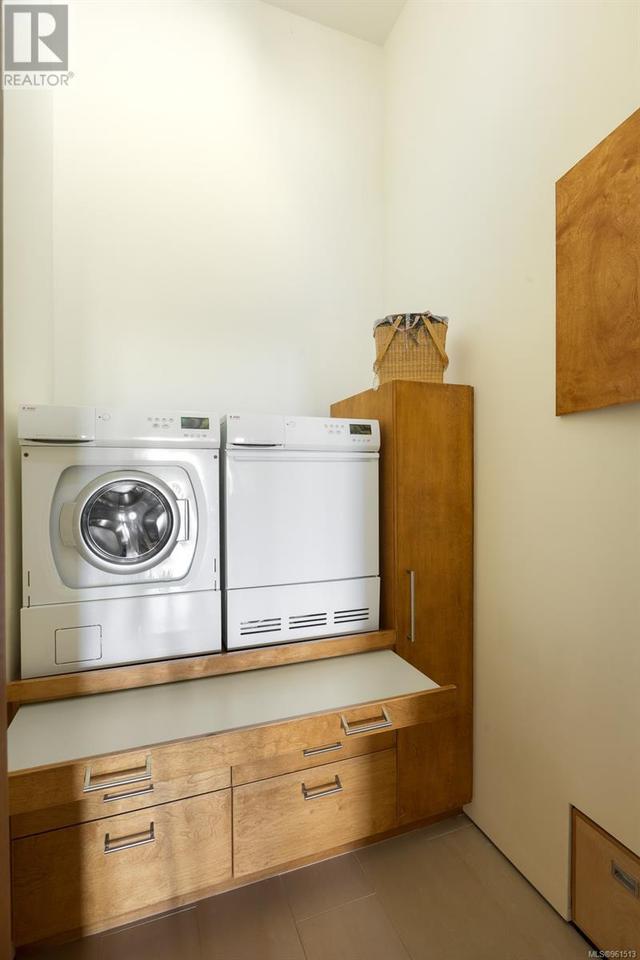 Laundry 2nd Floor | Image 50