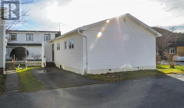 41 Swans Road, House detached with 3 bedrooms, 1 bathrooms and null parking in Placentia NL | Image 7