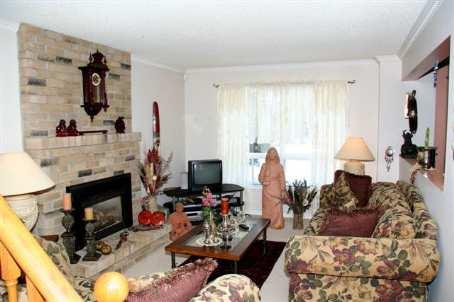 1012 Sawgrass Cres, House detached with 3 bedrooms, 4 bathrooms and 2 parking in Mississauga ON | Image 6